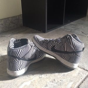 Zebra Nike Air Force 1’s